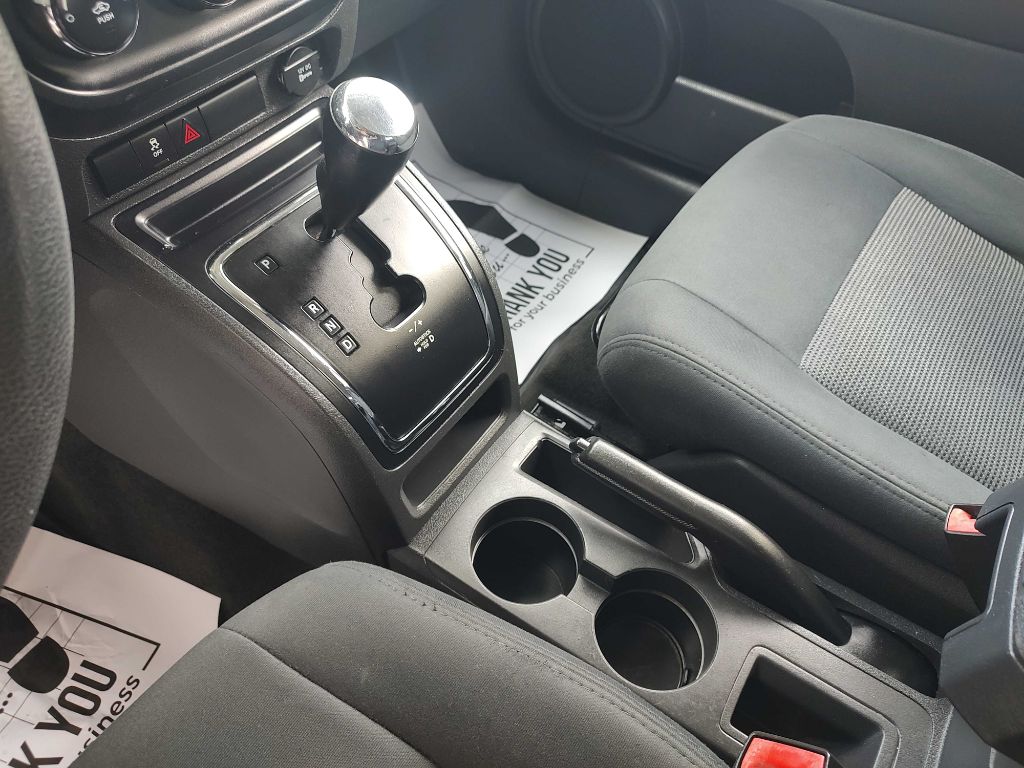 Photo 9 of this JEEP PATRIOT