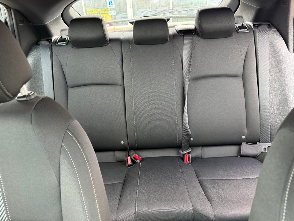 Photo 8 of this HONDA CIVIC