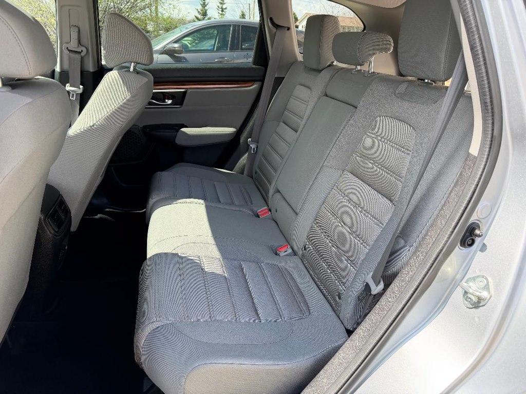 Photo 8 of this HONDA CR-V