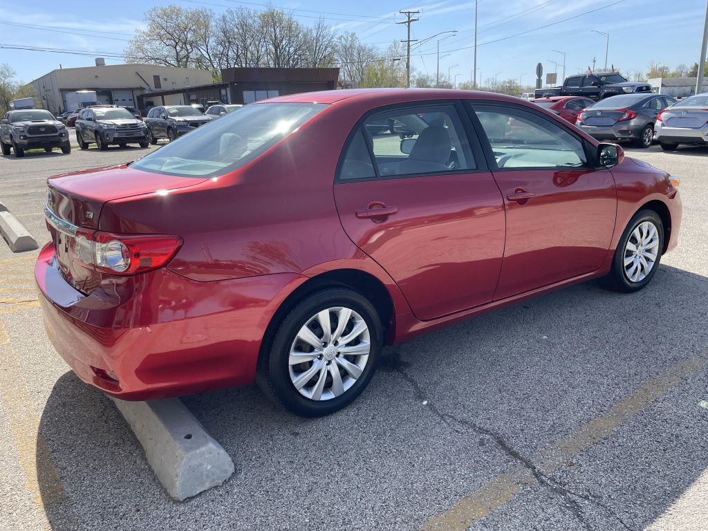 Photo 3 of this TOYOTA COROLLA