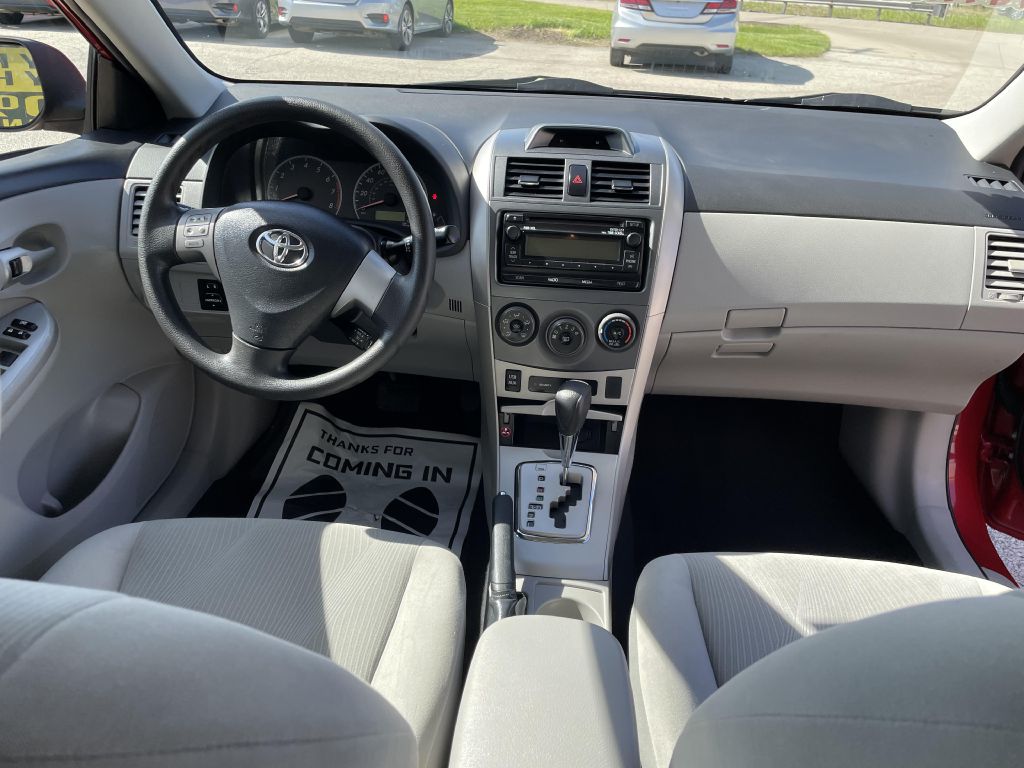 Photo 6 of this TOYOTA COROLLA
