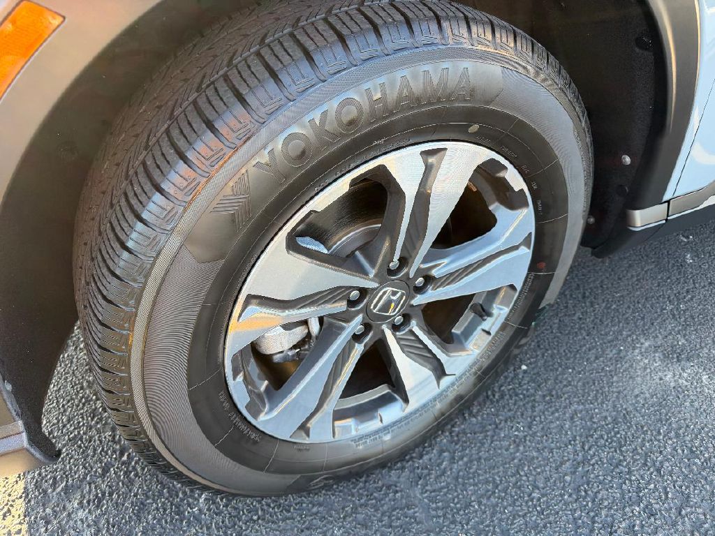 Photo 15 of this HONDA CR-V