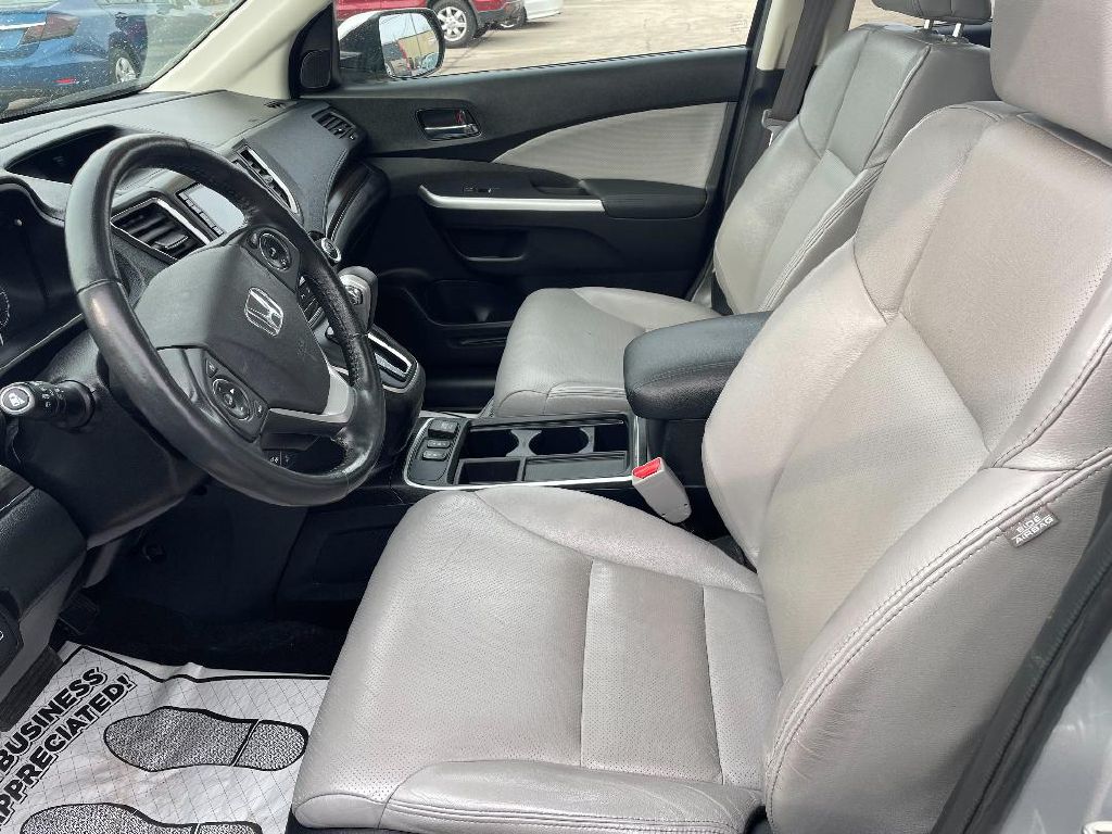 Photo 9 of this HONDA CR-V