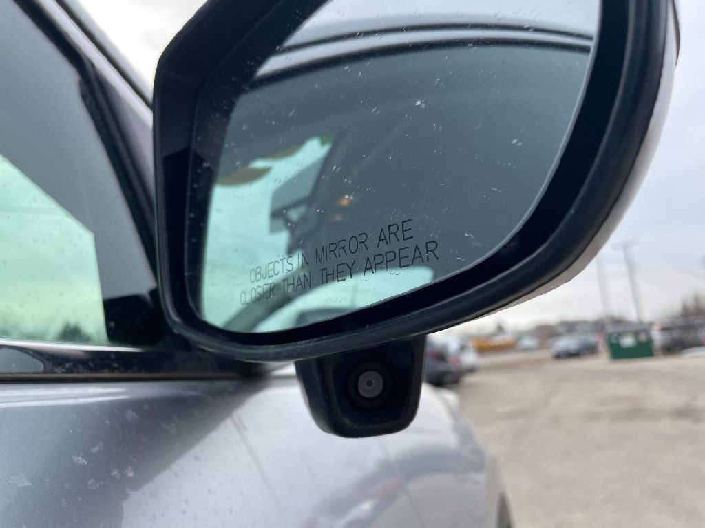 Photo 16 of this HONDA CR-V
