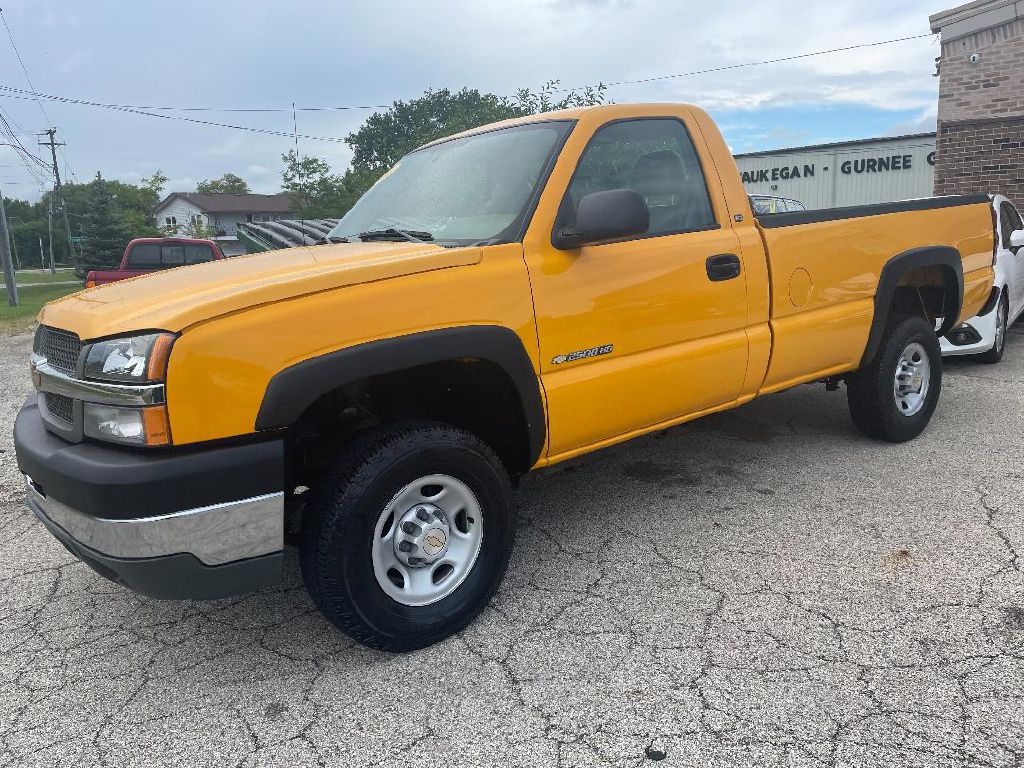 Photo 3 of this CHEVROLET SILVERADO 2500