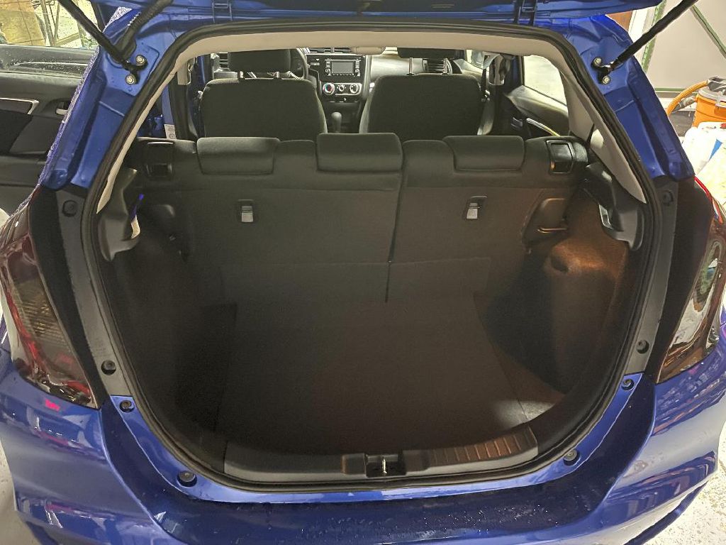 Photo 7 of this HONDA FIT