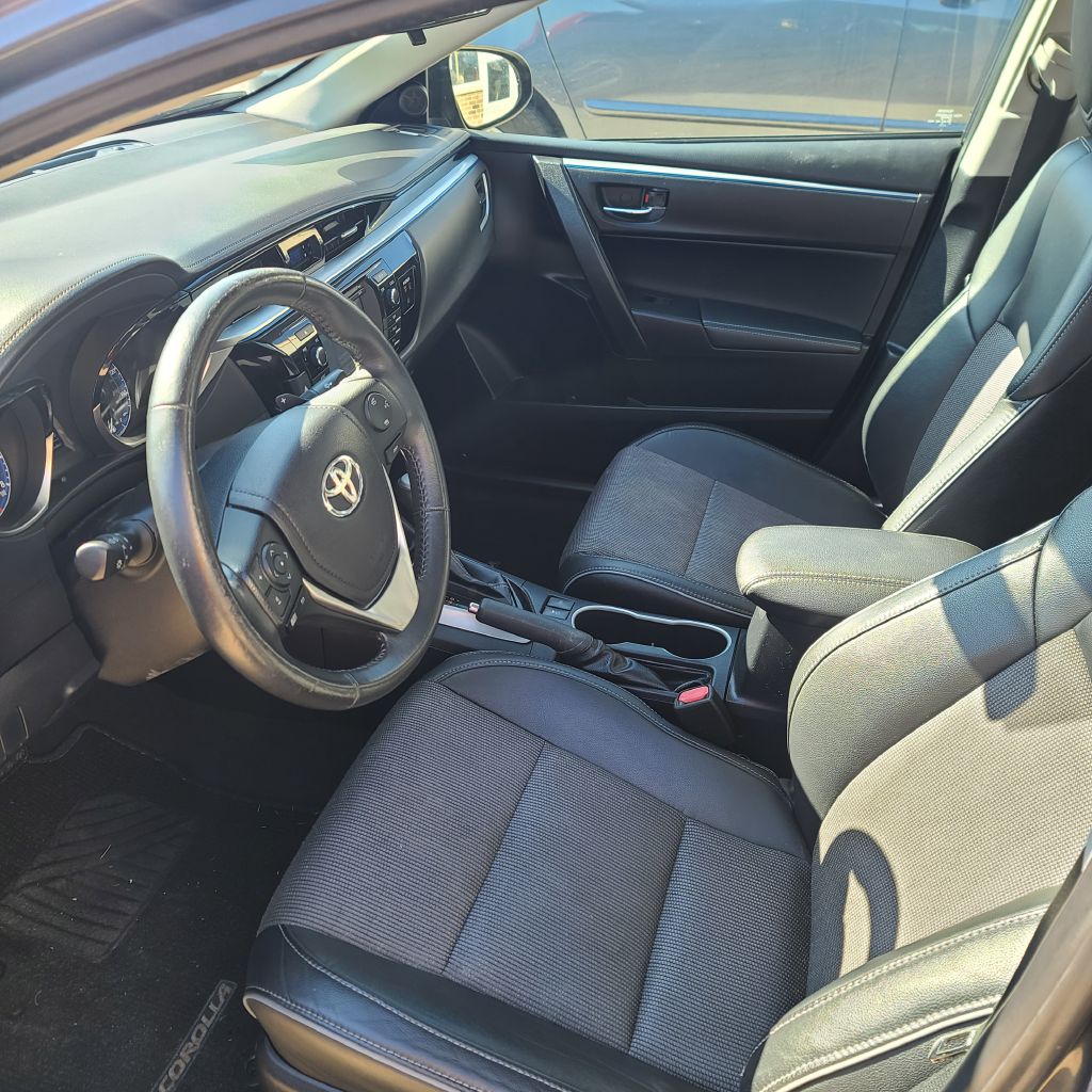 Photo 8 of this TOYOTA COROLLA