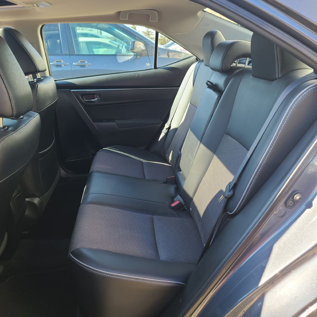 Photo 10 of this TOYOTA COROLLA