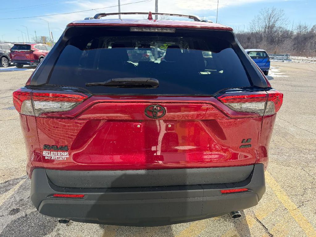 Photo 5 of this TOYOTA RAV4