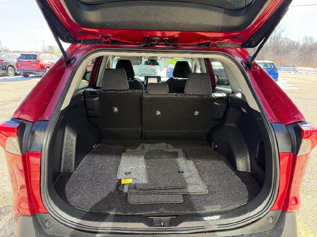 Photo 7 of this TOYOTA RAV4