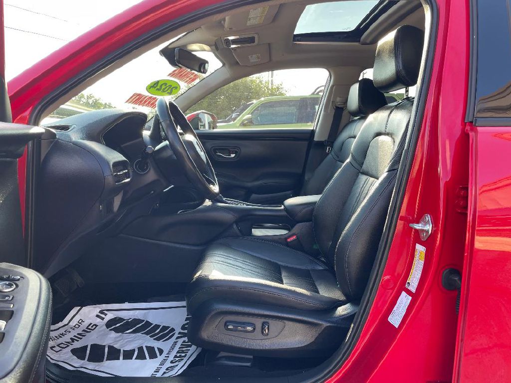 Photo 7 of this HONDA HR-V