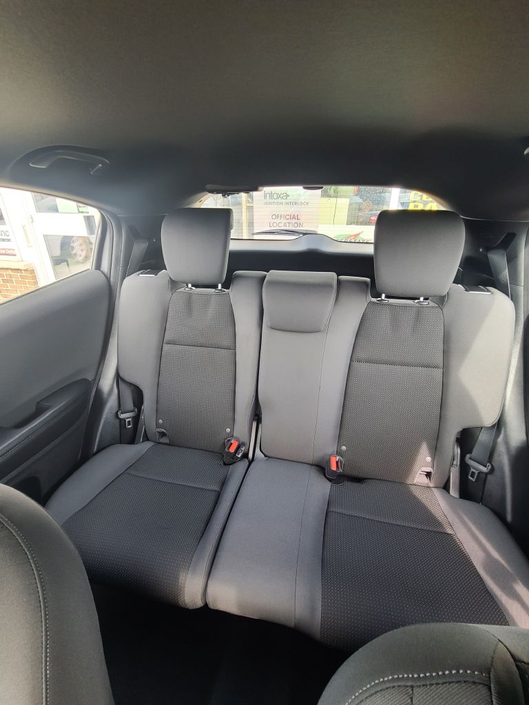 Photo 8 of this HONDA HR-V