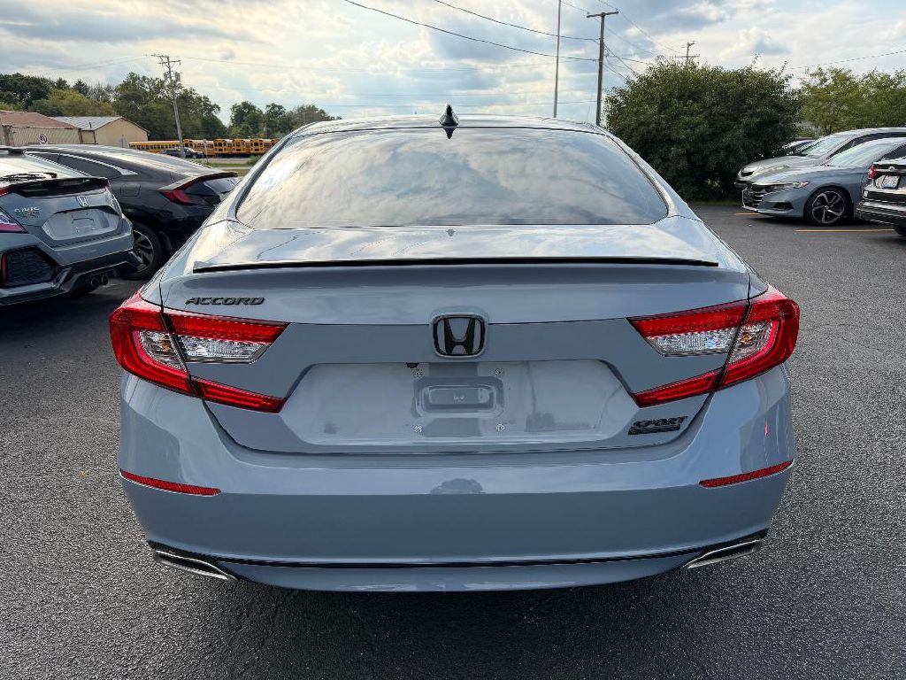 Photo 5 of this HONDA ACCORD