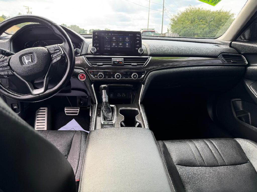 Photo 9 of this HONDA ACCORD
