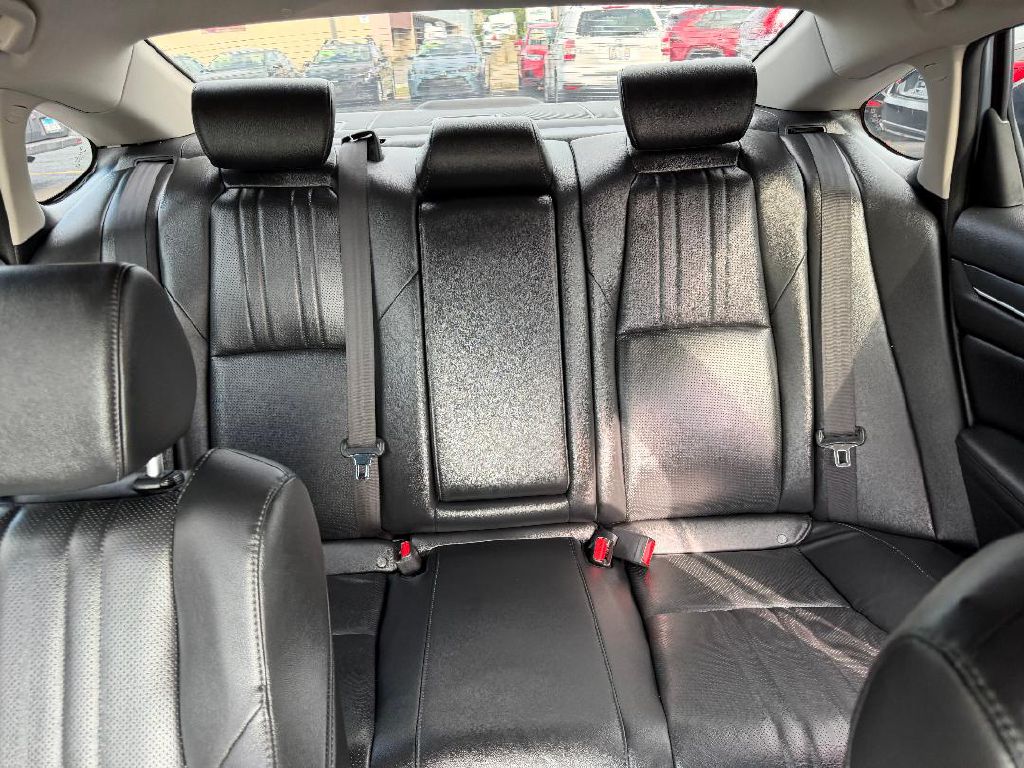Photo 13 of this HONDA ACCORD