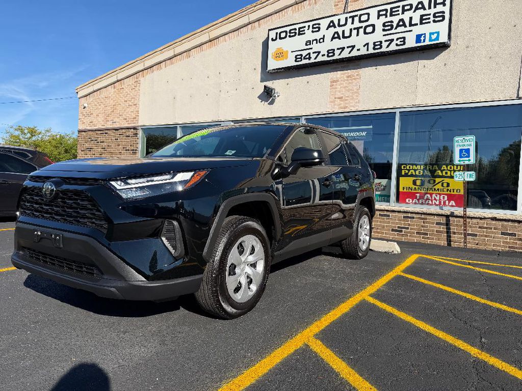 Photo 14 of this TOYOTA RAV4