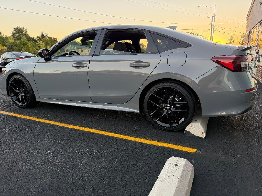Photo 4 of this HONDA CIVIC