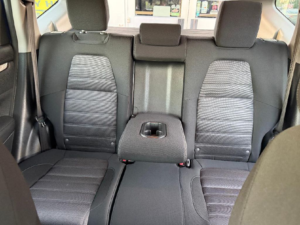 Photo 10 of this HONDA CR-V