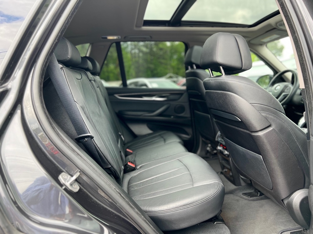 Photo 14 of this BMW X5