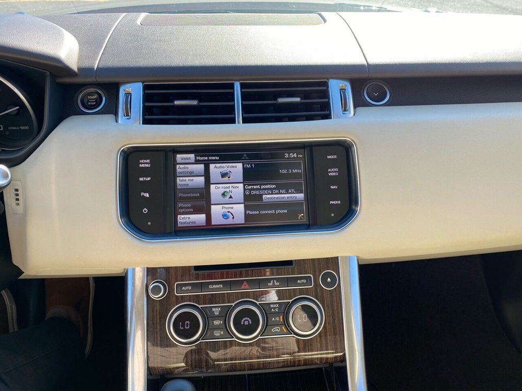 Photo 12 of this LAND ROVER RANGE ROVER SPO