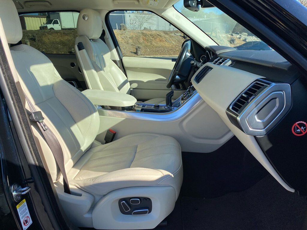Photo 14 of this LAND ROVER RANGE ROVER SPO