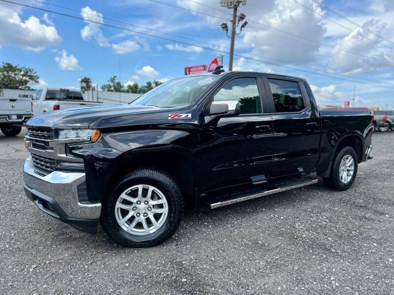 Photo 2 of this CHEVROLET SILVERADO 1500
