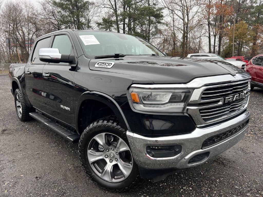 Photo 2 of this RAM 1500 LARAMIE