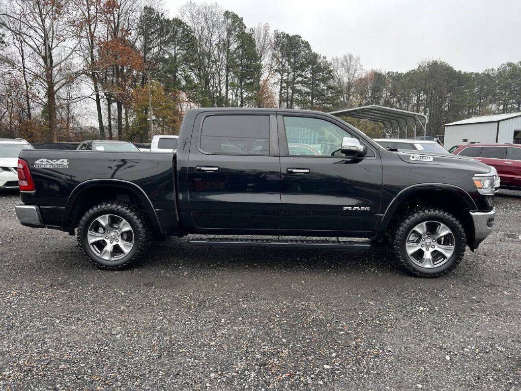 Photo 6 of this RAM 1500 LARAMIE