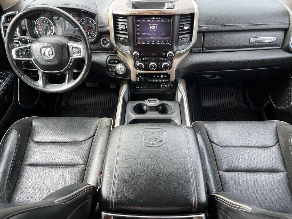 Photo 14 of this RAM 1500 LARAMIE