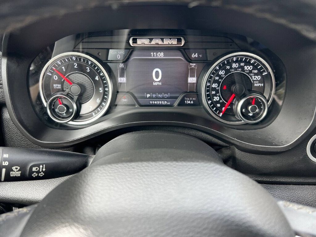 Photo 18 of this RAM 1500 LARAMIE