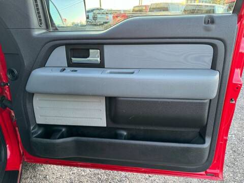 Photo 13 of this FORD F150