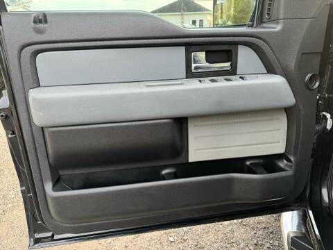 Photo 17 of this FORD F150
