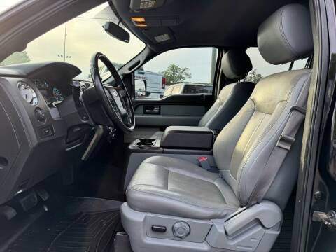 Photo 10 of this FORD F150