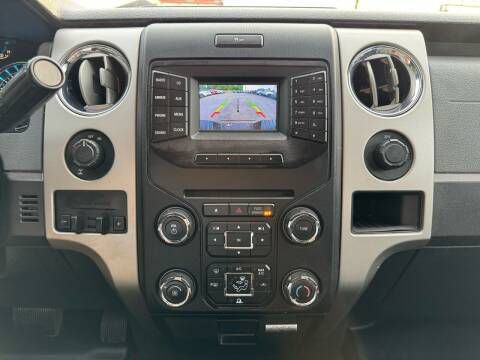 Photo 15 of this FORD F150