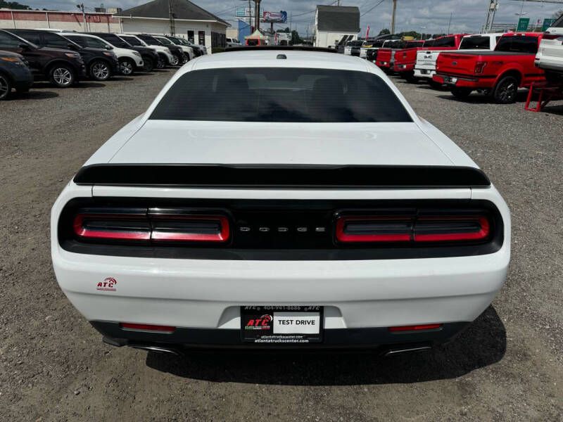 Photo 6 of this DODGE CHALLENGER