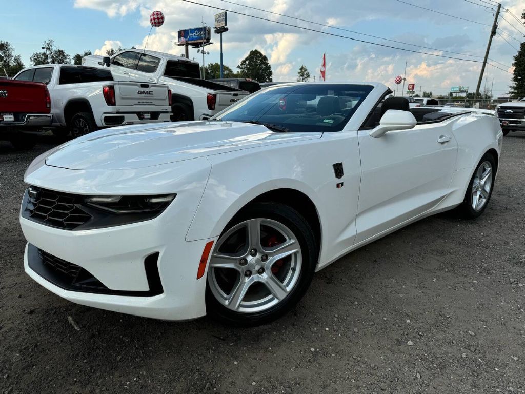 Photo 3 of this CHEVROLET CAMARO