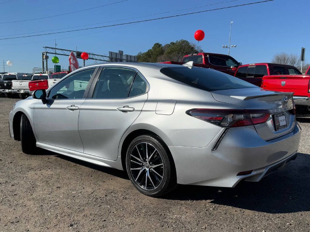 Photo 6 of this TOYOTA CAMRY