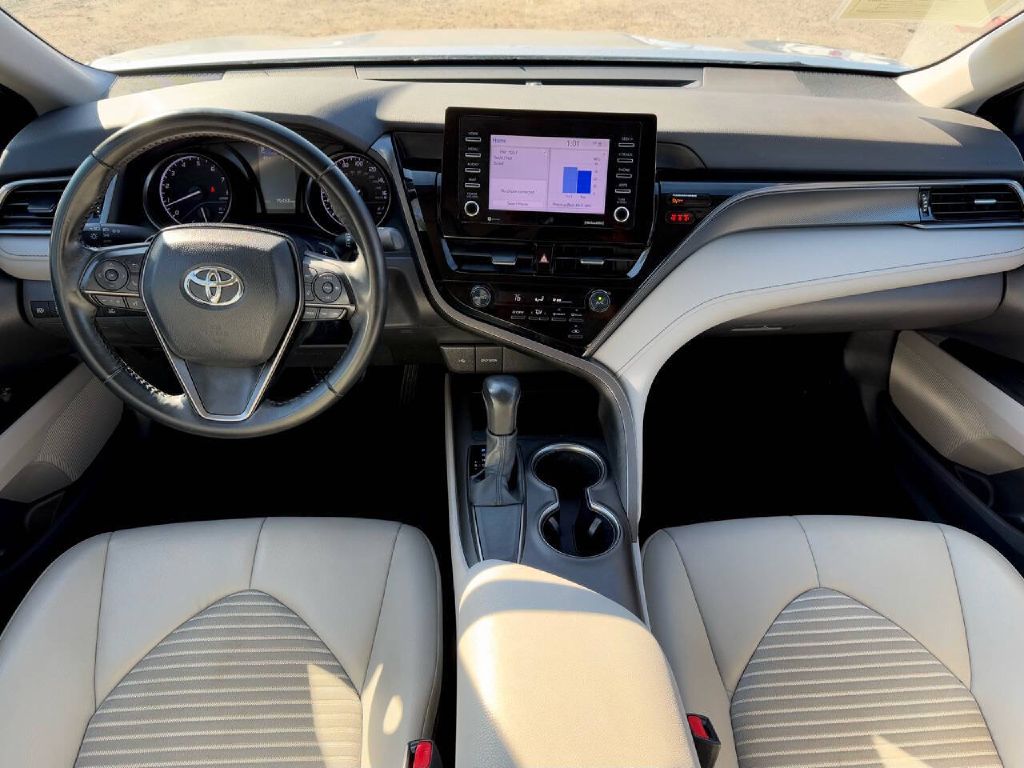 Photo 17 of this TOYOTA CAMRY