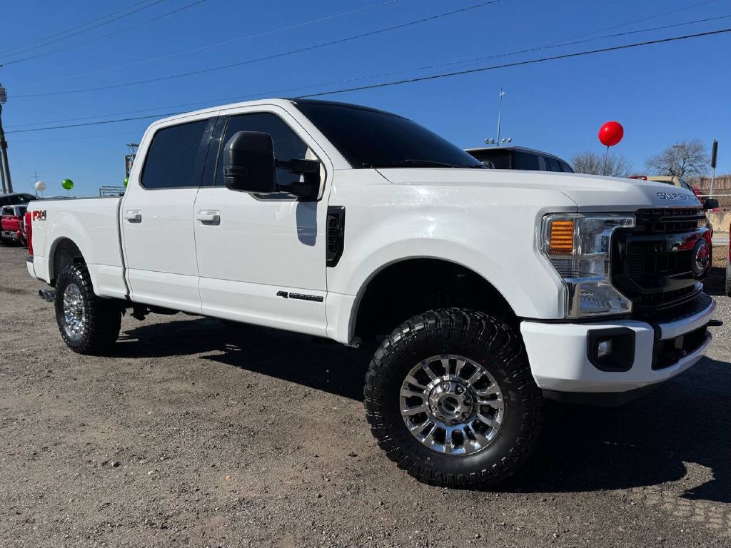 Photo 2 of this FORD F250 XLT