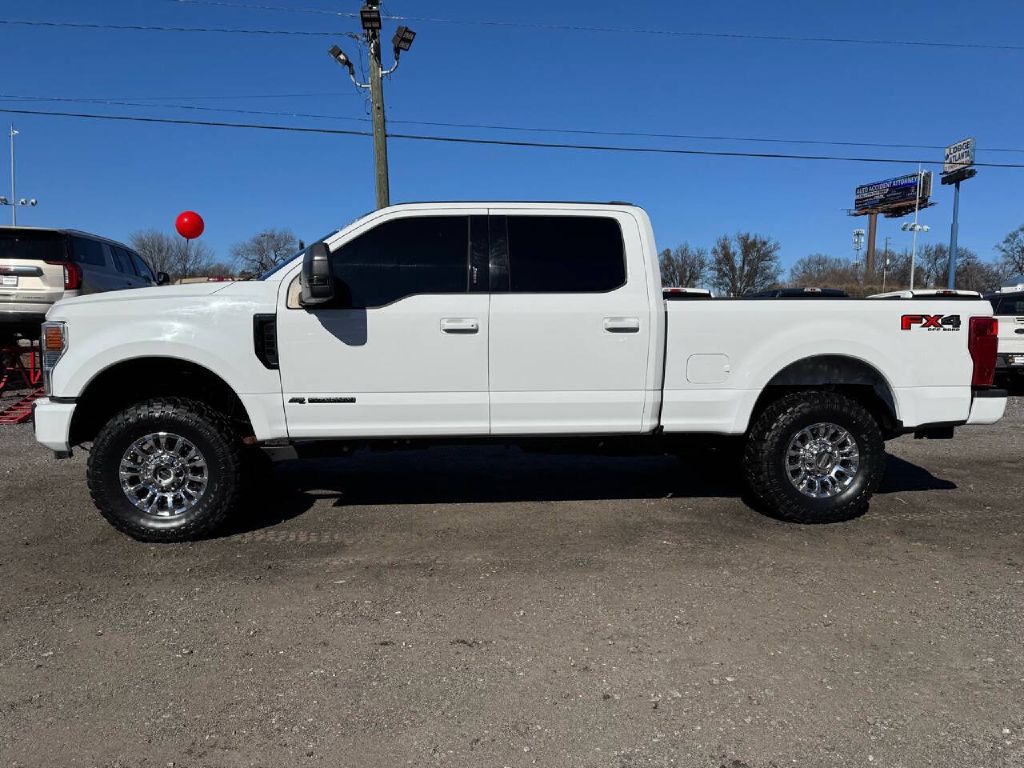 Photo 3 of this FORD F250 XLT