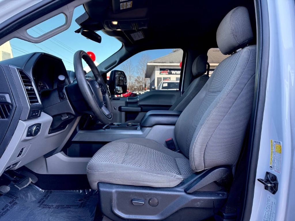 Photo 14 of this FORD F250 XLT