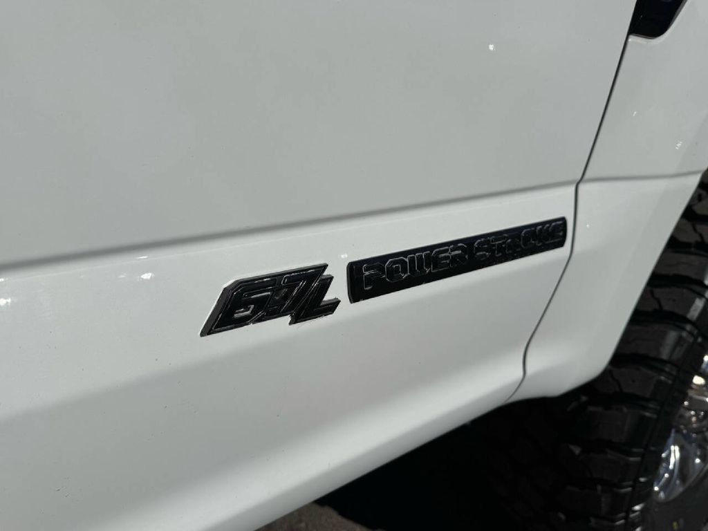 Photo 18 of this FORD F250 XLT