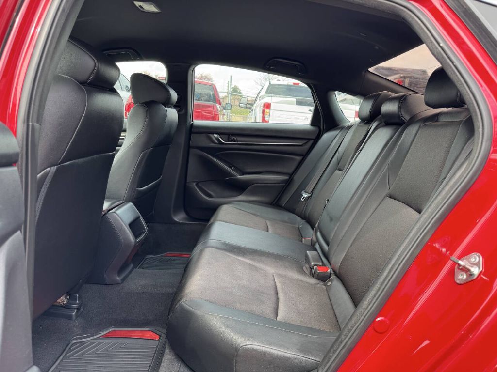 Photo 13 of this HONDA ACCORD