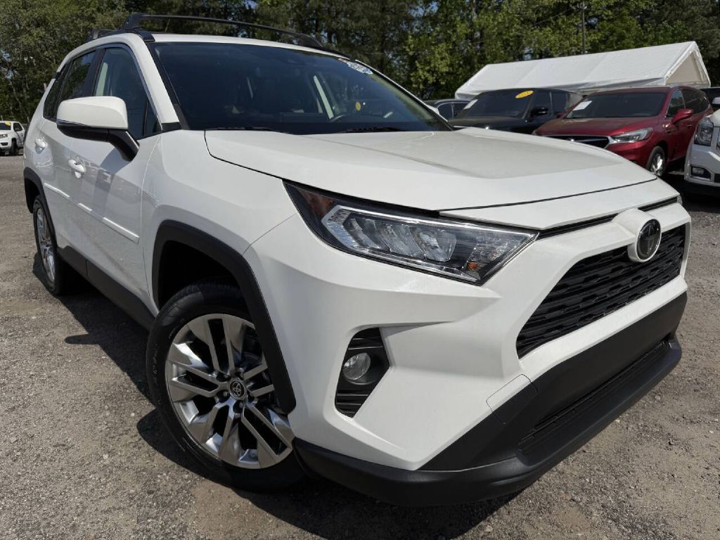 Photo 4 of this TOYOTA RAV4