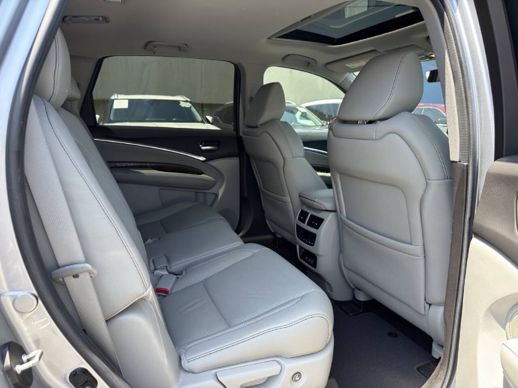 Photo 15 of this ACURA MDX