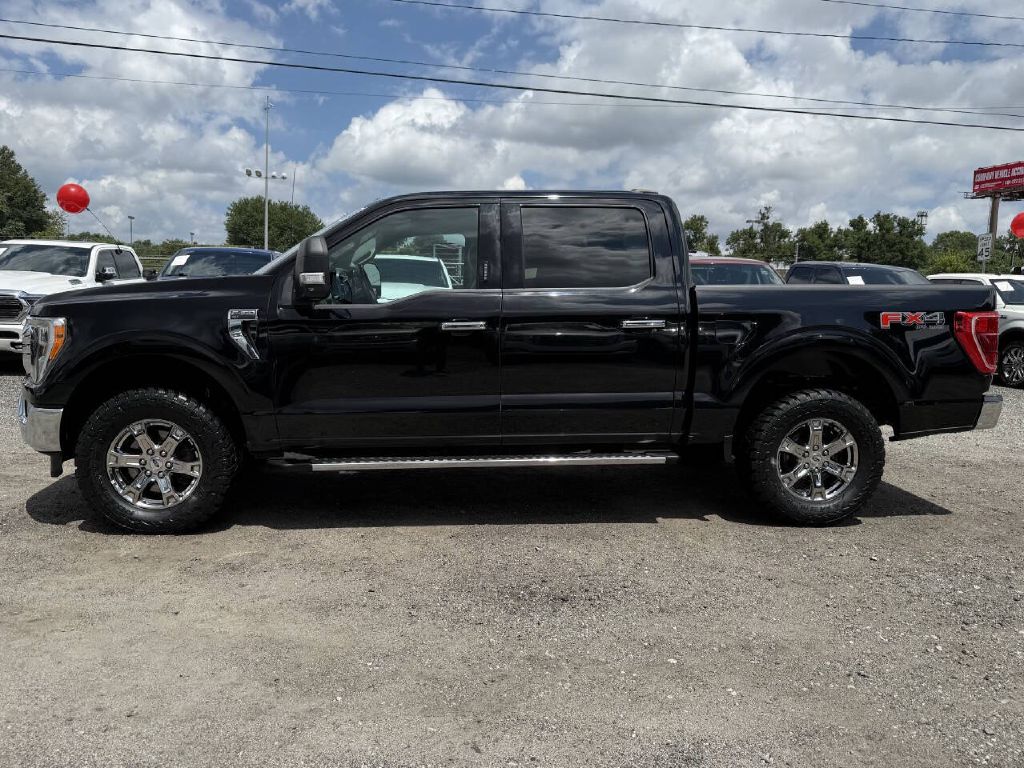 Photo 5 of this FORD F150 XLT