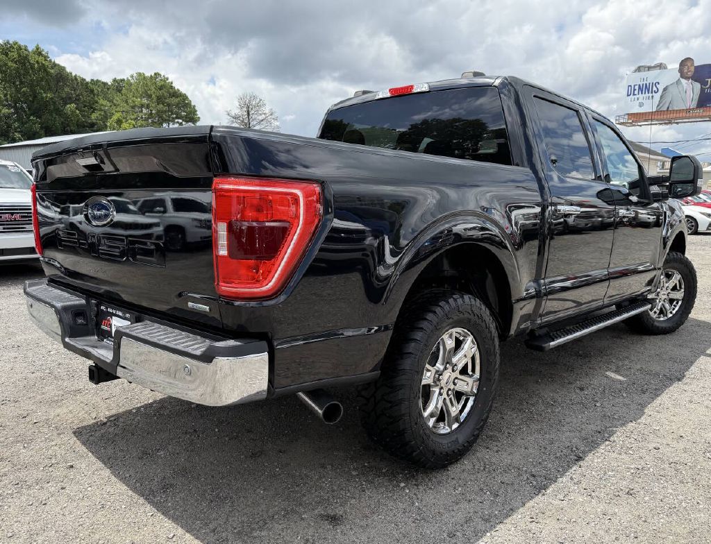 Photo 8 of this FORD F150 XLT