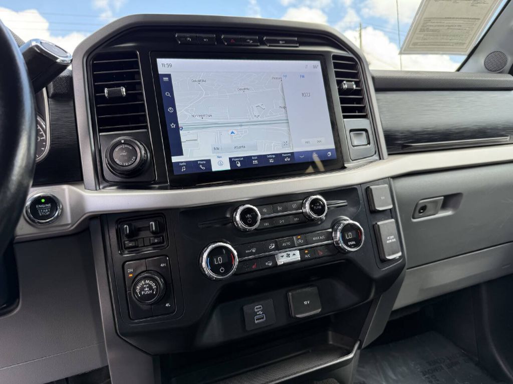 Photo 17 of this FORD F150 XLT