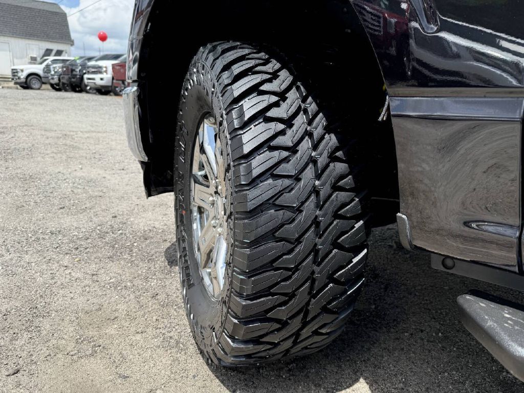 Photo 25 of this FORD F150 XLT