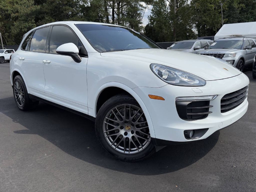 Photo 3 of this PORSCHE CAYENNE